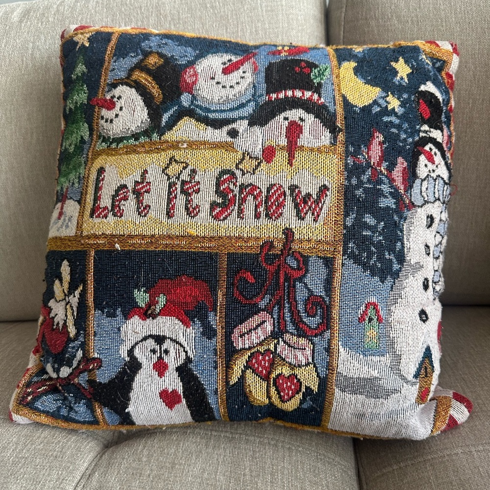 Christmas Tapestry Throw Pillow‎ Cover Penguins & Snowmen 17"x17" Unbranded